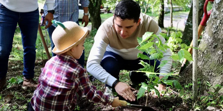 H Congreso del Estado de Colima. “Jornada de Reforestación 2025” en la Laguna de Carrizalillos, Comala.