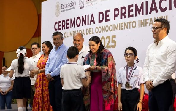 H Congreso del Estado de Colima. Ceremonia de premiación de las Olimpiada del Conocimiento Infantil 2025