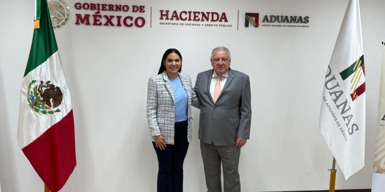 Indira Vizcaíno y titular de la Agencia Nacional de Aduanas buscan que el Puerto de Manzanillo sea el más eficiente, seguro y competitivo