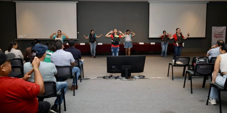 Salud Colima ofrece jornada conmemorativa por la Semana Mundial de Lactancia Materna