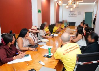 H Congreso del Estado de Colima. Diputadas y diputados se reunieron con integrantes de la Asociación Civil “No más hijos rehenes”, para escuchar sus peticiones y necesidades