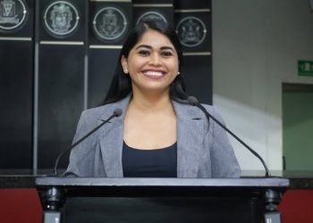 H Congreso del Estado de Colima. La diputada Betzy Pinzón destaca la labor de hombres y mujeres que forman parte del sistema de Protección Civil e invita que todas y todos participen en el próximo simulacro