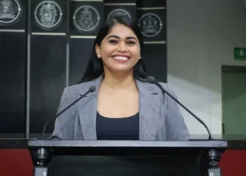 H Congreso del Estado de Colima. La diputada Betzy Pinzón destaca la labor de hombres y mujeres que forman parte del sistema de Protección Civil e invita que todas y todos participen en el próximo simulacro