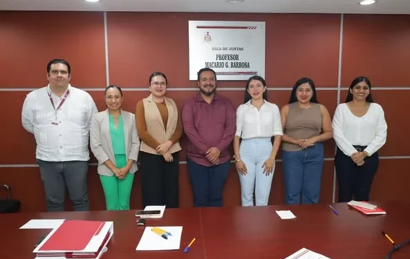 H Congreso del Estado de Colima. Se lleva a cabo reunión con la finalidad de conocer los avances en materia de diversos servicios y programas