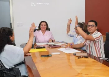 H Congreso del Estado de Colima. Se llevó a cabo una sesión de trabajo en la que se expuso el informe de labores de la comisión de Presupuesto y Disciplina Financiera