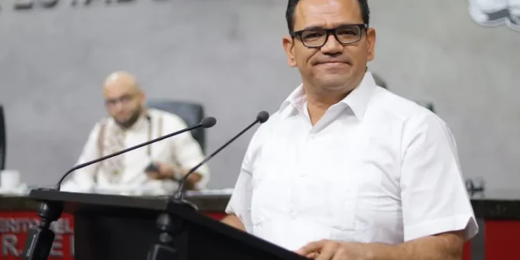 H Congreso del Estado de Colima. Diputado Beto Partida, a nombre del Grupo Parlamentario del #PAN, hace un llamado a la legislatura para que el Poder Legislativo sea un ejemplo