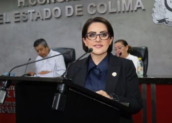 H Congreso del Estado de Colima. La diputada Lizzie Moreno Ceballos presenta ante el Pleno el dictamen mediante el que se autorizan estímulos fiscales a contribuyentes de Coquimatlán