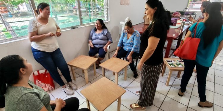 Trabajo Colima realiza curso gratuito de manualidades, para apoyar el autoempleo