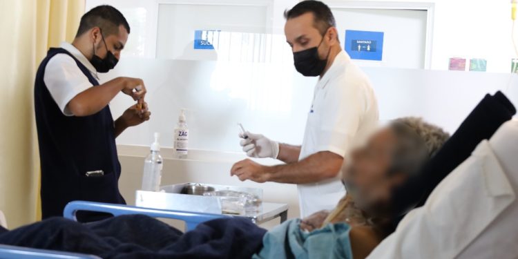 Salud Colima fomenta la seguridad de pacientes en unidades médicas