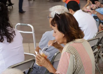 Salud Colima advierte sobre factores que contribuyen a la obesidad