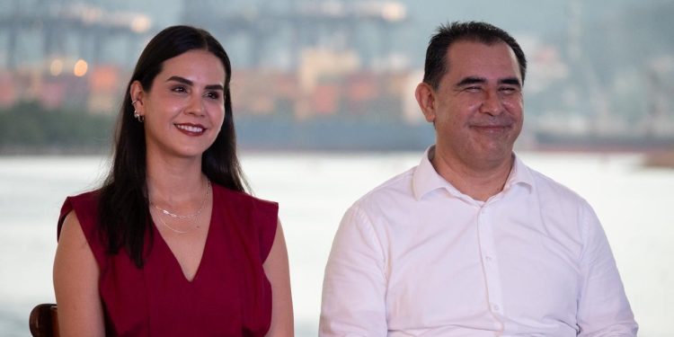 Rosi Bayardo: El puerto de Manzanillo es orgullo de las y los colimenses; construyamos juntas y juntos su futuro