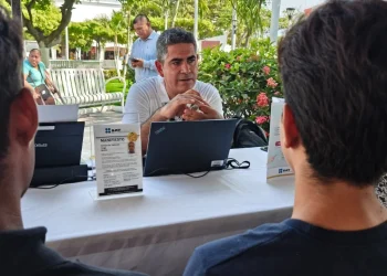 Gobierno del Estado de Colima impulsa inclusión laboral, en Feria de Empleo Tecomán 2025