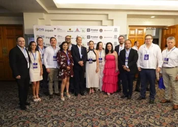 H Congreso del Estado de Colima. Presidenta de la Mesa Directiva del H. Congreso del Estado, participó en el arranque del Congreso Aduanal Internacional 2025, organizado en el marco del 40 aniversario de AAAPUMAC.