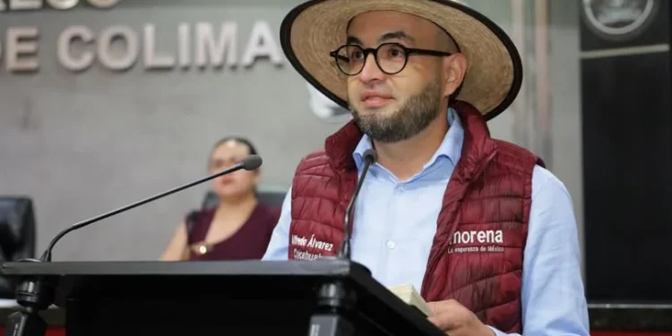 H Congreso del Estado de Colima. El diputado Alfredo Álvarez, presenta una iniciativa para reformar el Código Penal para el Estado de Colima