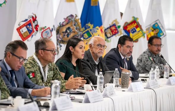 Se lleva a cabo reunión de coordinación entre autoridades de los tres órdenes de gobierno de los Estados de Aguascalientes, Colima, Guanajuato, Jalisco, Michoacán, Nayarit y Zacatecas, convocada por la Comandancia de la 20/a. Zona Militar. FGE