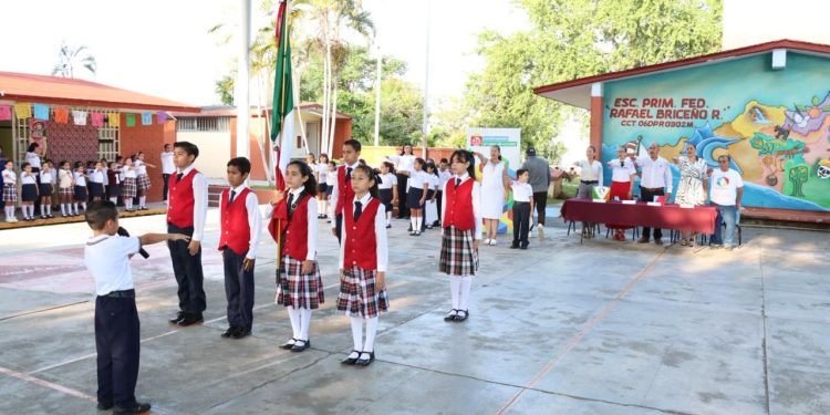 Inicia Colecta ‘Diamante de la Solidaridad’ en escuelas de Colima; busca superar 1.4 mdp recaudados en 2024
