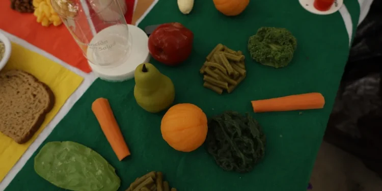 Salud Colima promueve una alimentación nutritiva para mantener el bienestar