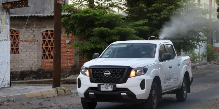 Salud Colima vuelve a fumigar los municipios más grandes y en Coquimatlán