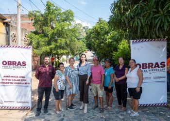 Rosi Bayardo inicia nueva calle con concreto hidráulico en la col. 16 de Septiembre; suman ya 8 calles de este material