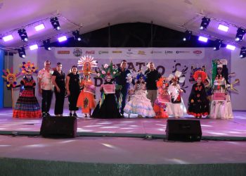 Celebran talento y tradición en Concurso de Catrinas de la Feria de Colima 2025