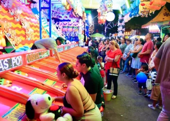 Feria de Colima 2025 continúa este miércoles con diversión, música y talento local