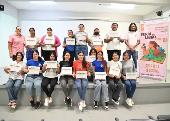 Cultura Colima concluye taller de escritura creativa para principiantes en la UPN