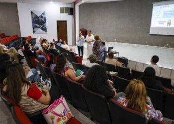 Conferencia “Cadenas invisibles: la neurociencia en la permanencia con el agresor” FGE
