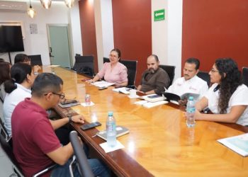 H Congreso del Estado de Colima. Presidenta de la comisión de Salud y Deporte, recibió de manera formal los resultados del análisis y propuestas de las personas que asistieron al foro “De frente con la salud mental y las adicciones”