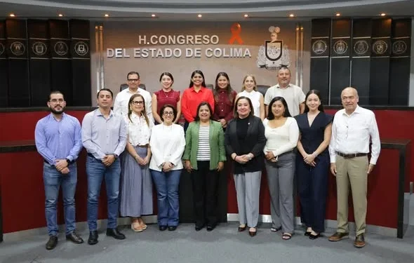 H. Congreso del Estado de Colima, sostuvieron una reunión con la titular de la Secretaría de Planeación, Finanzas y Administración