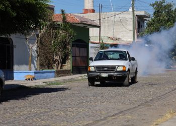 Salud Colima sigue fumigando contra dengue los 4 municipios más grandes