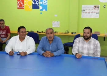 Estudiantes de excelencia representarán a Colima en la ExpoCiencias 2025, en Tamaulipas