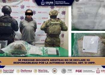 Policía Estatal de Colima detiene a masculino por delitos contra la salud, en Manzanillo