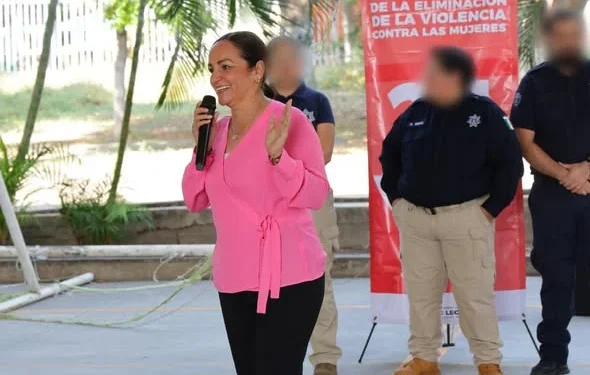 H. Congreso del Estado de Colima, a través de la comisión de Bienestar, Inclusión Social y Equidad de Género, así como de la Unidad de Igualdad y Equidad de Género llevaron a cabo la charla “Lo virtual también es real; previniendo la violencia digital de género”