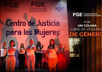El Centro de Justicia para las Mujeres (CJM) llevó a cabo el encendido de luces como parte de la iniciativa “16 Días de Activismo contra la Violencia de Género”. FGE