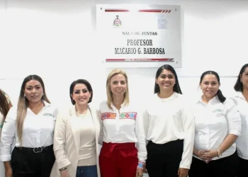 Congreso del Estado de Colima. Presidenta de la comisión de Hacienda, Fiscalización y Cuenta Pública, se reunió con la presidenta municipal de Comala, así con representantes de las administraciones municipales de Coquimatlán y de Cuahtémoc