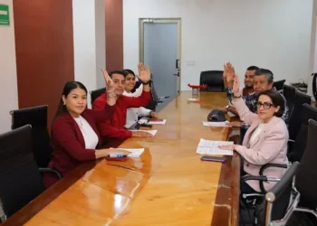 H Congreso del Estado de Colima. Presidenta de la comisión de Hacienda, Fiscalización y Cuenta Pública, encabezó una reunión de trabajo en la que se analizaron y aprobaron dictámenes relacionados con estímulos fiscales