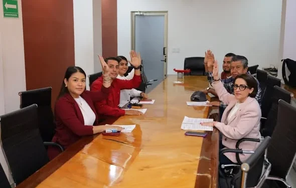 H Congreso del Estado de Colima. Presidenta de la comisión de Hacienda, Fiscalización y Cuenta Pública, encabezó una reunión de trabajo en la que se analizaron y aprobaron dictámenes relacionados con estímulos fiscales