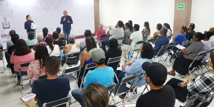 Gobierno del Estado reconoce a artesanas, artesanos y productores del Pabellón Hecho en Colima 2025