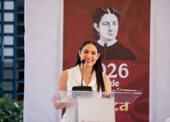 Indira Vizcaíno, Rocío Bárcena y Rosi Bayardo arrancan la campaña ‘Sí al Desarme, Sí a la Paz’ en Manzanillo
