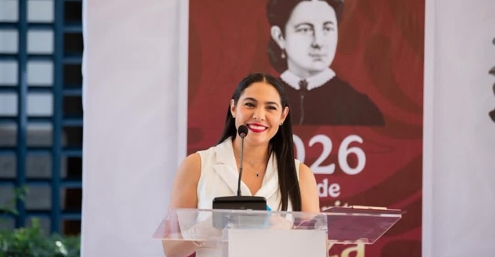 Indira Vizcaíno, Rocío Bárcena y Rosi Bayardo arrancan la campaña ‘Sí al Desarme, Sí a la Paz’ en Manzanillo