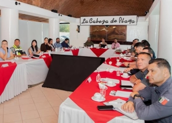 De la reunión de la Mesa de Coordinación Estatal para la Construcción de Paz y Seguridad, la gobernadora de Colima, Indira Vizcaíno Silva comparte lo siguiente: