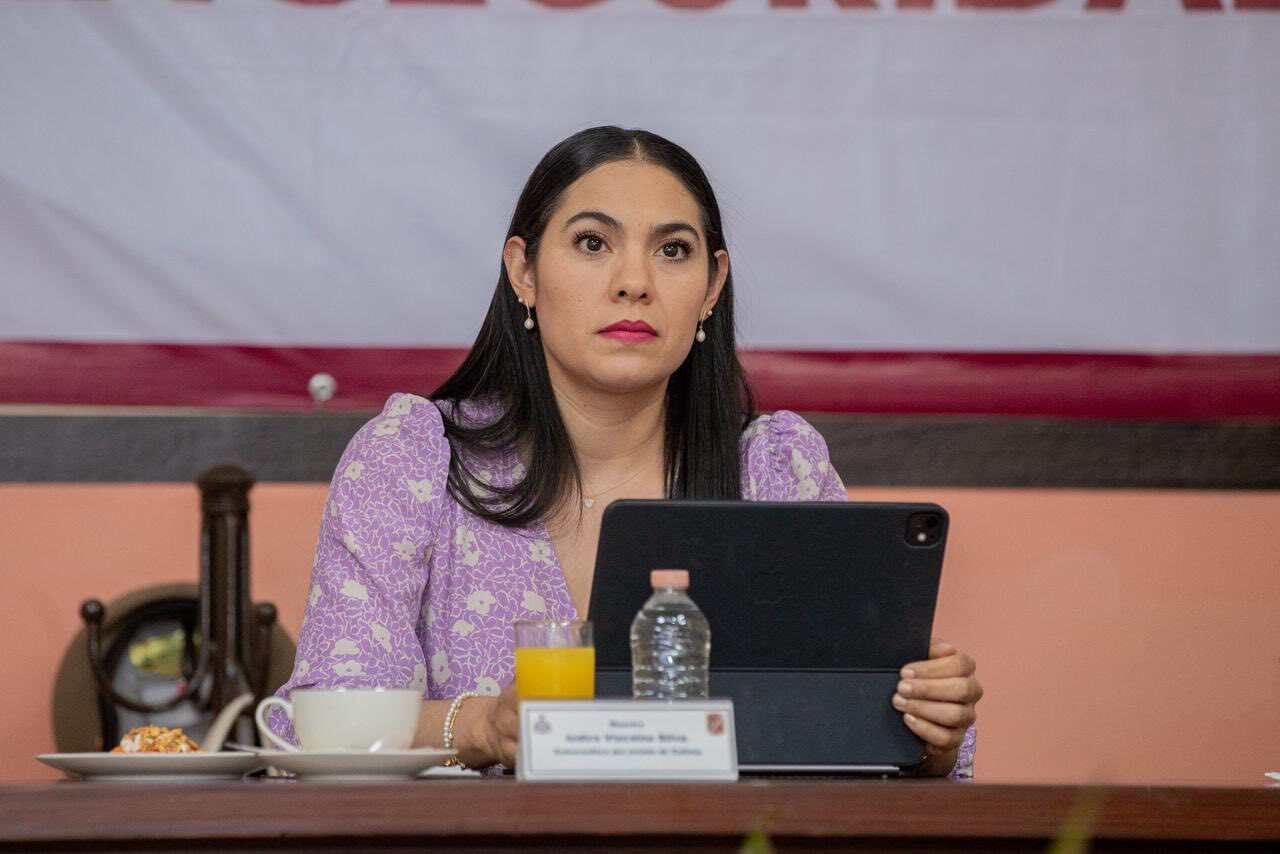 De la reunión de la Mesa de Coordinación Estatal para la Construcción de Paz y Seguridad, la gobernadora de Colima, Indira Vizcaíno Silva comparte lo siguiente: