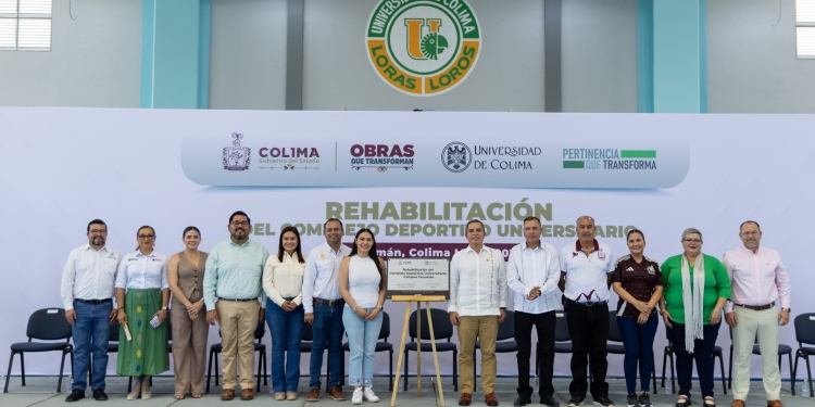 Este martes, la gobernadora Indira Vizcaíno Silva encabezó la entrega de la rehabilitación integral del Complejo Deportivo Universitario en Tecomán, una más de #ObrasQueTransforman, con inversión superior a 21.1 millones de pesos.