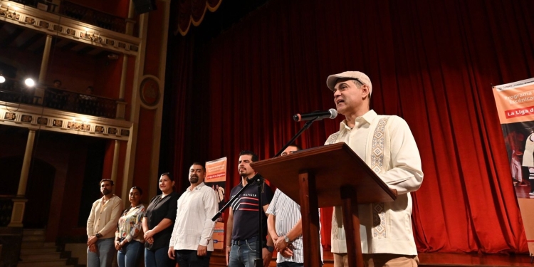 Cultura Colima e INBAL concluyen con éxito funciones para estudiantes en el Teatro Hidalgo