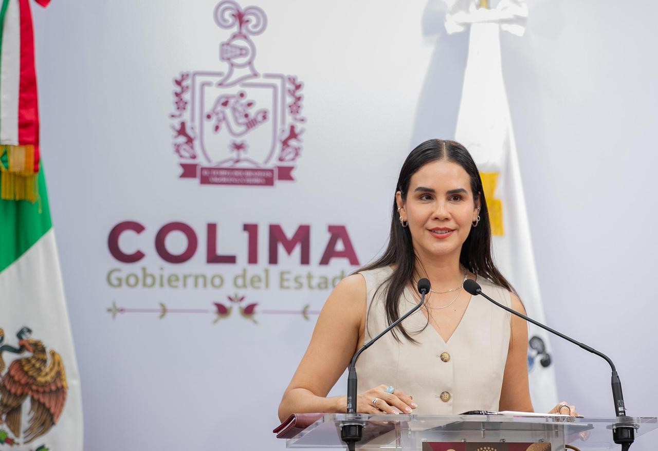 Indira Vizcaíno informa avances de los entronques Jalipa y Minatitlán y del Libramiento Manzanillo