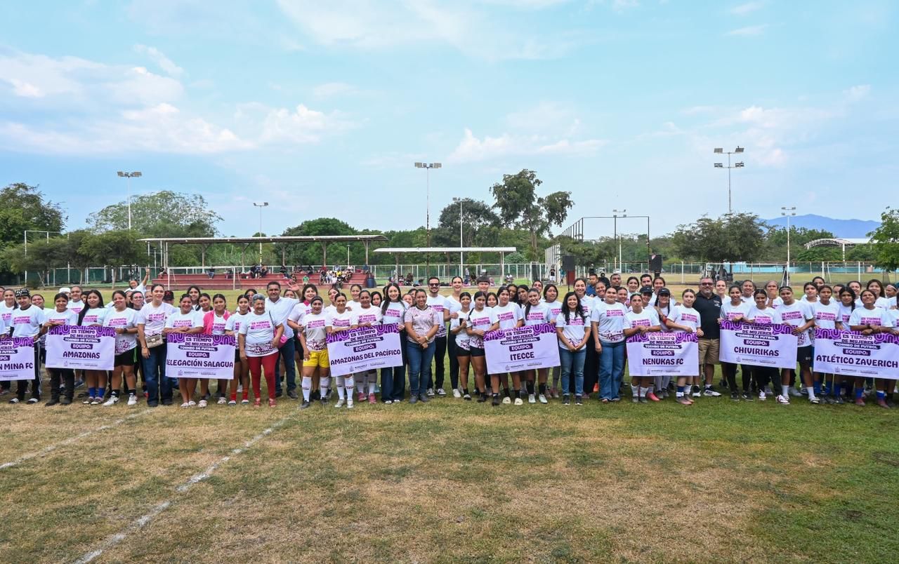 Rosi Bayardo promueve el talento de las mujeres en torneo de futbol