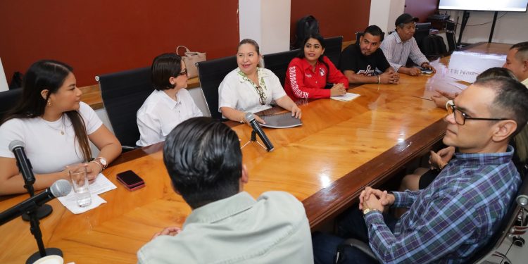 H Congreso del Estado de Colima | Poder Legislativo recibe programa anual de auditorías por parte de OSAFIG