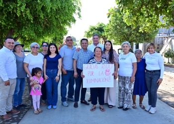 Gobierno de Riult Rivera renueva calles, redes de agua y drenaje en El Diezmo.