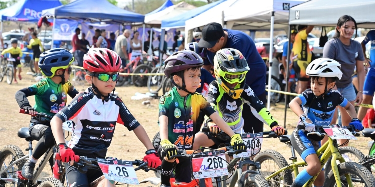 Colima vive al máximo la energía del ciclismo de montaña