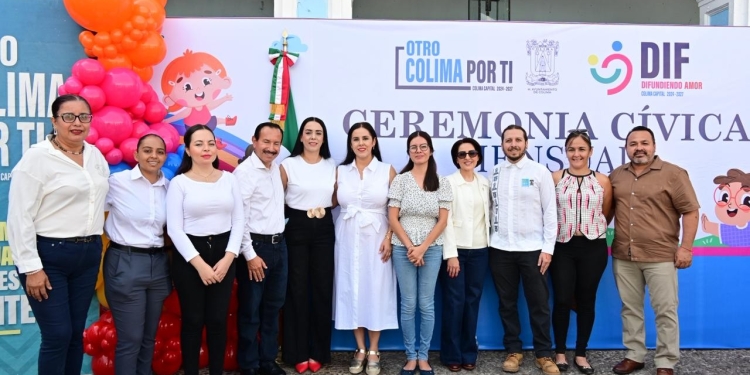 ¡Conmemoramos las fechas importantes de abril con Ceremonia Cívica a cargo del DIF Municipal Colima!